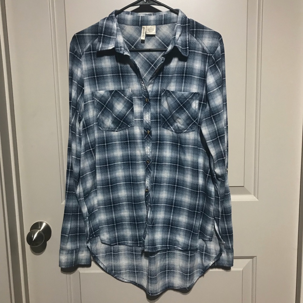 Plaid blue top!